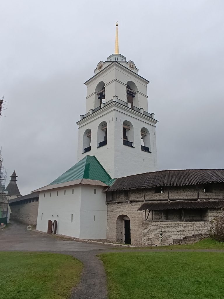 Колокольня Троицкого собора