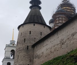Средняя башня Псков