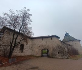 Покровская Башня вид с набережной