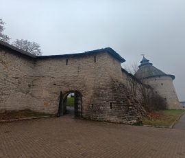 Покровская башня Псков
