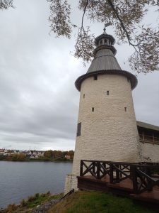 Высокая башня