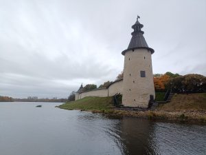 Высокая башня