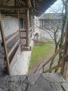 Прясла стен