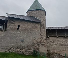 Довмонтова башня Псков